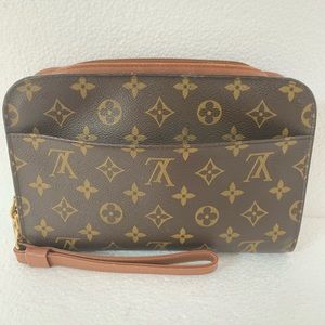 Authentic Louis Vuitton Orsay Clutch